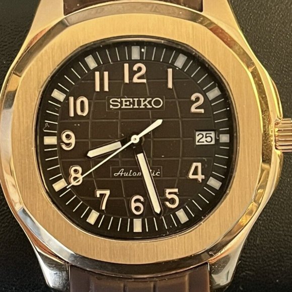 custom build seiko NH35 Automatic movement - rosegold "aquanaut" mod - Picture 5 of 5